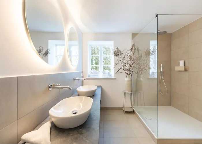 Historisches Mit Outdoor-sauna Ostenfeld (Nordfriesland)