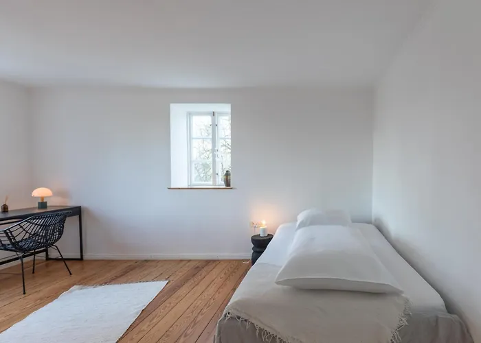 Historisches Mit Outdoor-sauna